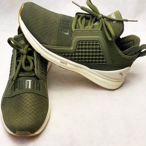 Puma Ignite Limitless Green Gum Women 10 Men 8.5